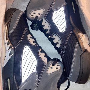 Jordan 5 anthracite